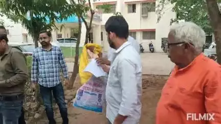 मुरैना नगर: गांधी मार्ग निवासी व्यक्ति और उसके भाई के साथ कैलारस थाने में की गई मारपीट, एसपी ऑफिस में दिया आवेदन