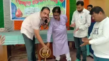 বারুইপুর: বারুইপুর চাম্পাহাটি সুশীল কর কলেজের রক্তদান শিবিরে উপস্থিত বারুইপুর পূর্বের বিধায়ক
