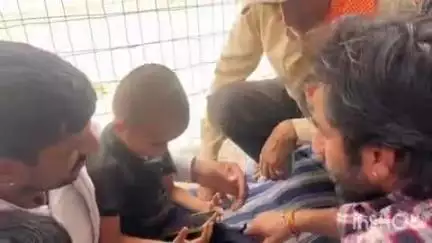 पोकरण: रवि बिश्नोई ने वन्यजीव प्रेमी राधेश्याम पैमानी को दी श्रद्धांजलि, मासूमों के साथ बिताया समय