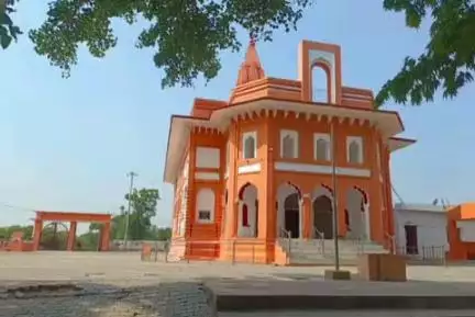 लंभुआ: लंभुआ के धोपाप धाम पर कल गंगा दशहरा का आयोजन, लाखों श्रद्धालु गोमती में लगाएंगे आस्था की डुबकी