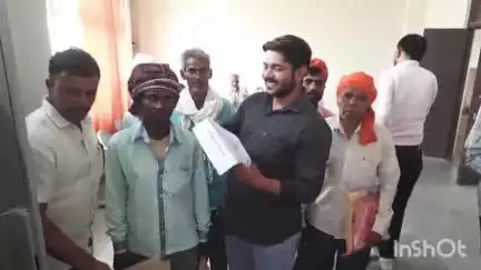 अंबाह: रुधावली गांव में भूमिहीनों के पट्टों पर दबंगों ने किया कब्जा, तहसीलदार कार्यालय में सौंपा गया ज्ञापन #jansamasya