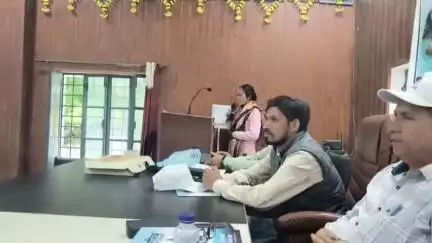 चमोली: स्प्रिंग एंड रिवर रिजुविनेशन प्राधिकरण ने जल संरक्षण अभियान 2025 के तहत दशोली विकासखंड सभागार में कार्यक्रम किया आयोजित