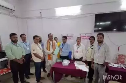 ଫୁଲବାଣୀ ସହର: ଫୁଲବାଣୀ ବିଧାୟକ ଙ୍କୁ ଏକ ବର୍ଷ ପୂର୍ତ୍ତି ଉପଲକ୍ଷେ ଶୁଭେଛା ଜଣାଇଲେ ବହୁ ନେତା, କର୍ମୀ ଓ ଜନ ପ୍ରତିନିଧି