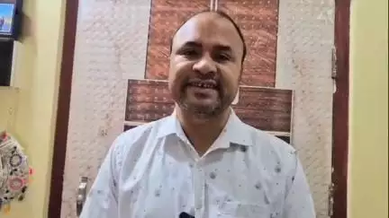 ওদালগুৰি: ওৰাঙত নেমছুৰ সভাপতি বদৰুল ইছলামে যোৰহাটৰ 
আজাদ চৌধুৰীক অতিশীঘ্ৰে পুনৰ সংস্থাপনৰ দাবী জনালে
