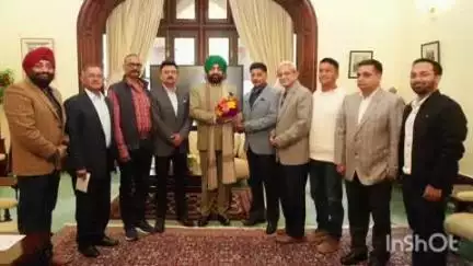 नैनीताल: राज्यपाल लेफ्टिनेंट जनरल गुरमीत सिंह ने राजभवन में होटल एसोसिएशन नैनीताल के पदाधिकारियों के साथ बैठक की