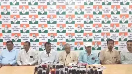 মোহনপুর: প্রধানমন্ত্রীর নরেন্দ্র মোদী কৃষকদের  প্রতিশ্রুতি দিয়ে প্রতিশ্রুতি পালন করেননি অভিযোগ প্রদেশ কংগ্রেস মুখপাত্রের