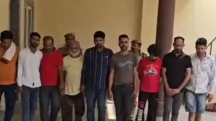 बरेली: थाना बारादरी पुलिस ने गिरोह बनाकर बंद कमरे में जुआ खेलने वाले 9 आरोपियों को पकड़ा, ₹55,350 बरामद हुए