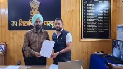 मुनस्यारी: यूथ कांग्रेस जिला अध्यक्ष विक्रम धुन ने मानसून से पूर्व बंद नालियों को खोलने की उठाई मांग