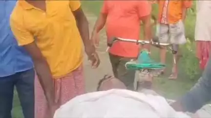 ইংরেজবাজার: সুকান্ত পল্লী এলাকায় স্নান করতে নেমে মহানন্দা নদীতে তলিয়ে গিয়ে মৃত্যু হল এক ভ্যান চালকের