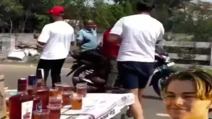 गिरिडीह: शराब बांटने के वायरल वीडियो पर कंटेंट क्रिएटर सिद्धार्थ सिंह ने पपरवाटांड एसपी ऑफिस में दी सफाई
