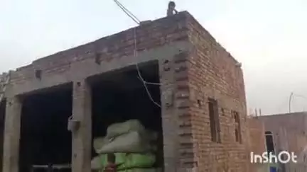 नकुड: कुंडा की एक गली में पिछले कई वर्षों से नहीं है बिजली की व्यवस्था, लोगों ने की समाधान की मांग #Jansamasya