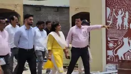 छपारा: कलेक्टर ने छपारा के सीएम राइज स्कूल का किया निरीक्षण