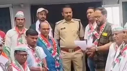 बड़वाह: खालवा क्षेत्र में आदिवासी महिला से सामूहिक दुष्कर्म के मामले में बेड़ियां कांग्रेस ने राज्यपाल ने नाम दिया ज्ञापन