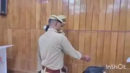 बहराइच: रुपईडीहा पुलिस ने भारत-नेपाल सीमा पिलर संख्या 651/11 के पास से एक अभियुक्त को किया गिरफ्तार, 50 लाख की स्मैक बरामद