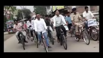सिरदला: मतदाता जागरूकता अभियान के तहत निकाली गई मतदाता साइकिल रैली