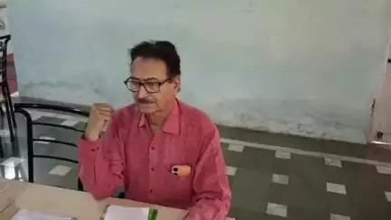 सागर नगर: डॉक्टर जीएस चौबे ने पर्यावरण संरक्षण पर प्रेस कॉन्फ्रेंस की, 'पेड़ लगाओ, जल बचाओ, प्लास्टिक हटाओ' का नारा दिया