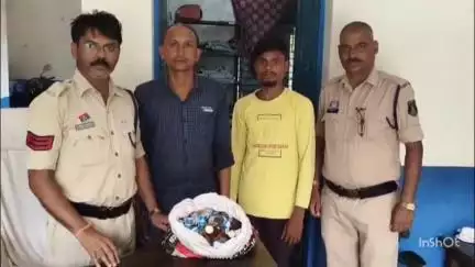 बिलासपुर: बिलासपुर में कोनी पुलिस ने अवैध शराब बेचने वाले 2 आरोपियों को किया गिरफ्तार, उनके पास से शराब की हुई ज़ब्ती