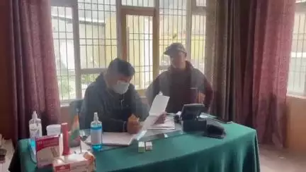 स्पीति: काजा में योगा हीलिंग फाउंडेशन और लेडी विलिंगडन हॉस्पिटल मनाली के संयुक्त प्रयास से निःशुल्क स्वास्थ्य शिविर का आयोजन