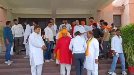 नूह: नूंह भाजपा जिला अध्यक्ष का आरोप, तीनों विधायक गो हत्यारों का करते हैं सहयोग, हिंसा के लिए भी विधायक जिम्मेदार