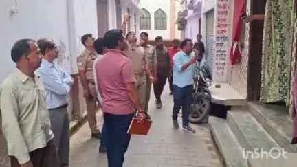 सिकंंदराबाद: सिकंदराबाद के ग्रामीण व नगरीय विद्युत विभाग ने बकाया और बिजली चोरी पकड़ने के लिए की छापामार कार्रवाई