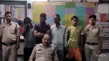 बिलासपुर: सिटी कोतवाली पुलिस ने दयालबंद से जुआ खेलने वाले चार आरोपियों को गिरफ्तार किया, उनके पास से ₹2560 नगद जप्त किए गए