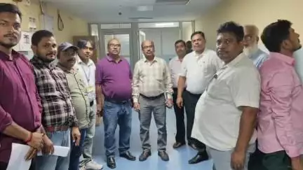 किशनगंज: कोविड के नए वैरिएंट के खतरे के बीच सदर अस्पताल में मॉक ड्रिल, स्वास्थ्य तंत्र की मजबूती का हुआ परीक्षण