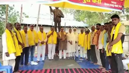 रफीगंज: प्रखंड मुख्यालय में जनसुराज ने धरनार्थियों को सम्मानित कर बढ़ाया हौसला, 141वें दिन किसानो का धरना-प्रदर्शन जारी