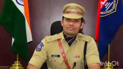 కరీంనగర్: సైదాపూర్ ఘటనపై కరీంనగర్ పోలీస్ కమిషనర్ గౌస్ ఆలం సీరియస్, ఇద్దరు కానిస్టేబుళ్ల బదిలీ, ఎస్‌ఐపై చర్యలు
