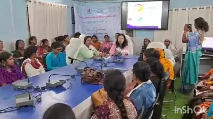 মানিকচক: মানিকচক ব্লক সভাকক্ষে প্রশাসনের তরফে মাসিক স্বাস্থ্যবিধি ব্যবস্থাপনা দিবস উদযাপন আয়োজিত হলো