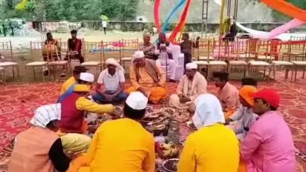 थराली: चैपड़ो में आयोजित होने वाले शौर्य महोत्सव की तैयारियां पूर्ण, मेले को निर्विघ्न संपन्न करने के लिए किया गया हवन पूजा
