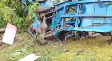 বৰমা ভাগ: সৰভোগৰ ২৭ নং ৰাষ্ট্ৰীয় ঘাইপথৰ বাৰেগাঁৱত পথ দুৰ্ঘটনা, নিহত এজন