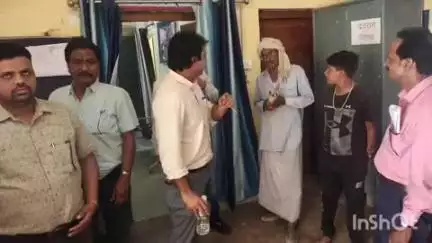 दतिया: सीएमएचओ डाॅ. वर्मा ने प्राथमिक स्वास्थ्य केन्द्र उनाव का किया औचक निरीक्षण, स्वास्थ्य सेवाओं को परखा