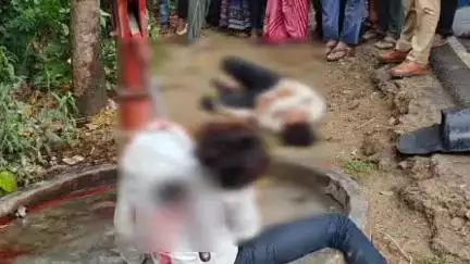 महोली: भकुरहा पुल के पास सड़क पर हुआ खौफनाक हादसा, देखने वालों के उड़ गए होश, एक की मौत और एक घायल