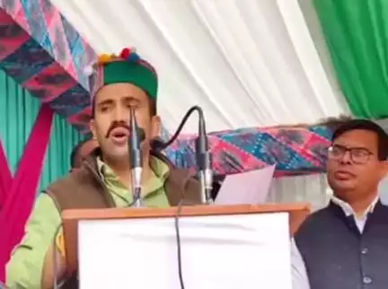 मंडी: ₹9.50 करोड़ की ग्रांट से हो रहा महत्वपूर्ण पंडोह-गोहर-चैलचौक सड़क का सुधारीकरण: पीडब्ल्यूडी मंत्री विक्रमादित्य सिंह