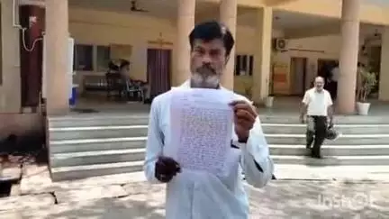 बांदा: समाजसेवी ने शहर के निम्नी नाले के निर्माण के संबंध में जिलाधिकारी को प्रार्थना पत्र दिया