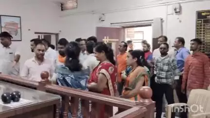 अंजनगाव सुर्जी: बकरी ईद ला गोवंशाची हत्या होवू नये यासाठी तहसील कार्यालय येथे तहसीलदार यांना निवेदन #Jansamasya