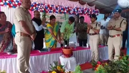 ಮಾಗಡಿ: ಜನರಿಗೆ ಚಿರತೆ ಕುರಿತು ಹೆಚ್ಚಿನ ಮಾಹಿತಿಗಳಿಲ್ಲ :  ನಾಯಕನಪಾಳ್ಯ ಗೇಟ್ ನಲ್ಲಿ ಶಾಸಕ ಎಚ್.ಸಿ. ಬಾಲಕೃಷ್ಣ