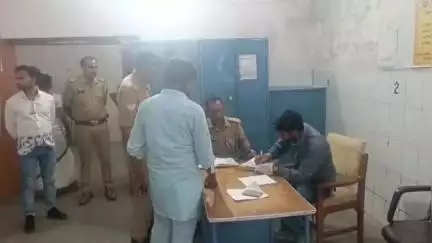 पूरनपुर: गांव जल्लूपुर में मां के साथ घर जा रही महिला की बांके से हत्या, मामले में मुकदमा दर्ज