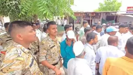 राहुरी: बारागाव नांदूर येथील भगव्या झेंड्याला विरोध केला तर वठणीवर आणू, आमदार शिवाजीराव कर्डिलेंचा इशारा