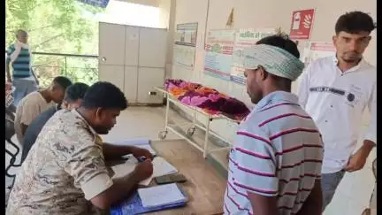 दुमका: शिकारीपाड़ा: अज्ञात वाहन की टक्कर से घायल व्यक्ति की दुमका PJMCH में इलाज के दौरान मौत