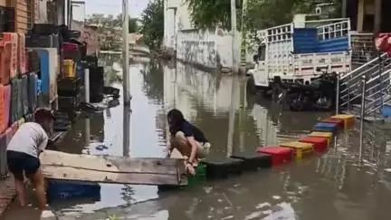 नवलगढ़: नवलगढ़ में तेज बारिश से निचले इलाकों में जलभराव की स्थिति, 5 जून तक मौसम विभाग ने जारी किया अलर्ट