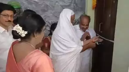 திருவட்டாறு: குமரி மாவட்டத்தில் சித்த மருத்துவக் கல்லூரி அமைக்க வேண்டும்-குலசேகரத்தில் சித்தர்கள் பேரரசு தமிழ் தேசிய இயக்கத் தலைவர் பேட்டி