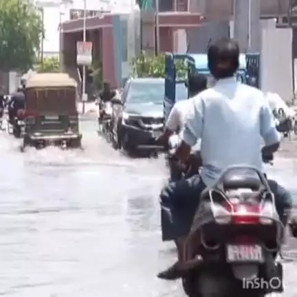 મણિનગર: નિકોલના ગોપાલચોકમાં ભરાયા વરસાદી પાણી,લોકોને હાલાકી#Jansamasya