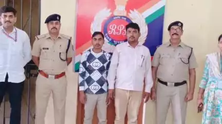 सासाराम: सासाराम स्टेशन पर बाल तस्करी का पर्दाफाश, दो तस्करों को किया गया गिरफ्तार