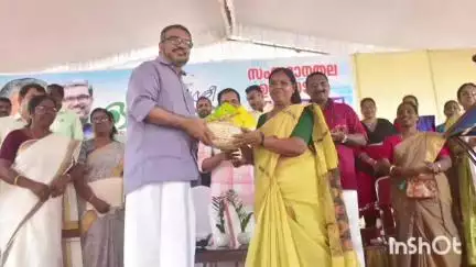 തിരുവനന്തപുരം: ഇത്തവണ മലയാളികള്‍ ഓണമുണ്ണേണ്ടത് കുടുംബശ്രീയോടൊപ്പമെന്ന് കോട്ടുകാലില്‍ മന്ത്രി എം.ബി രാജേഷ്