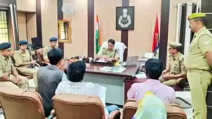 गोंडा: छुट्टी से लौटे पुलिस अधीक्षक ने पुलिस कार्यालय में सुनी लोगों की समस्याएं, सीओ और एसएचओ को दिए निर्देश