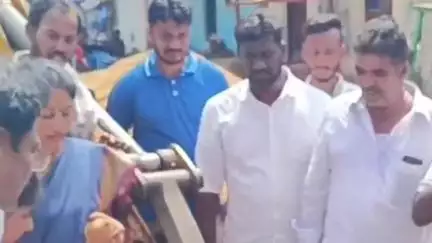 కొవ్వూరు: బుచ్చిలో అభివృద్ధి కార్యక్రమాలకు శ్రీకారం మున్సిపల్ చైర్ పర్సన్ మోర్ల సుప్రజా