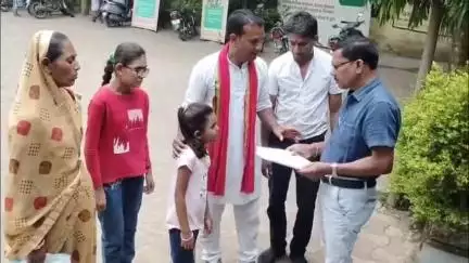पांडुरना: सिविल अस्पताल में आयोजित दिव्यांग शिविर में ठीक से नहीं हो रही जांच, पार्षद ने की शिकायत