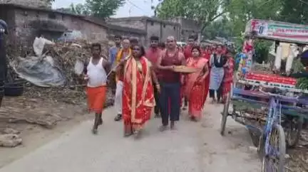 पूर्णिया पूर्व: गंगा दशहरा पर चांदीबाड़ी के महामालती मंदिर में की गई पूजा-अर्चना