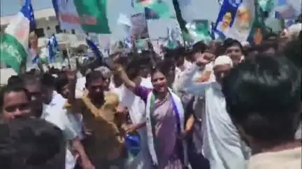 పెనుకొండలో మాజీ మంత్రి ఉషాశ్రీ ఆధ్వర్యంలో వెన్నుపోటు దినం